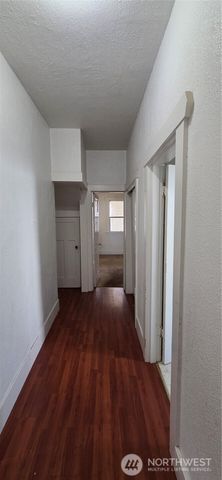 1512 Rainier Avenue, Everett, WA 98201