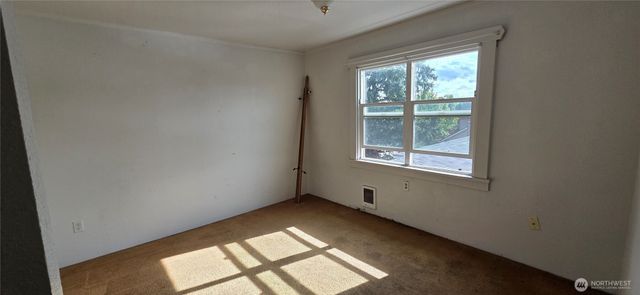 1512 Rainier Avenue, Everett, WA 98201