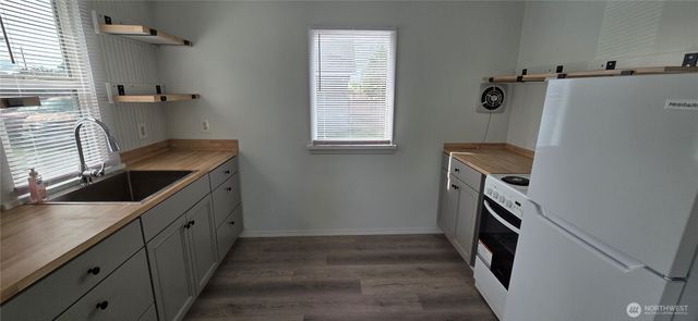 1512 Rainier Avenue, Everett, WA 98201