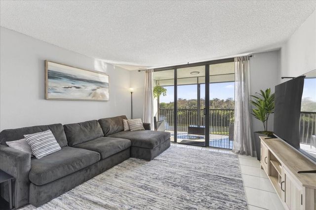 2900 NW 42nd Avenue A510, Coconut Creek, FL 33066