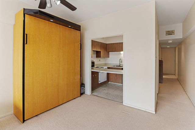 175 E DELAWARE Place 4921, Chicago, IL 60611