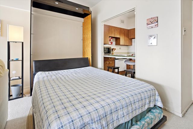 175 E DELAWARE Place 4921, Chicago, IL 60611