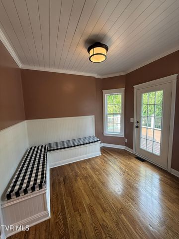207 Haley Walk, Bristol, TN 37620