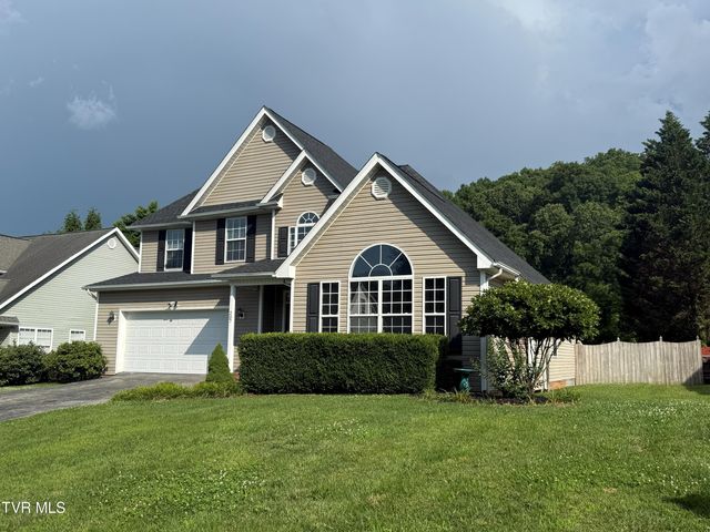 207 Haley Walk, Bristol, TN 37620
