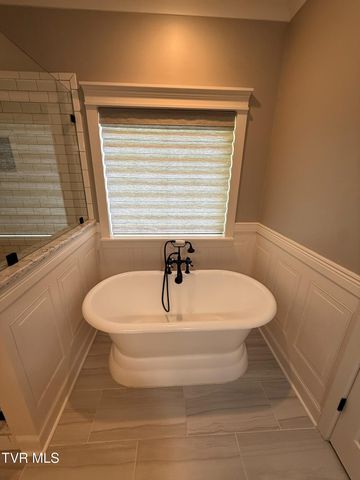 207 Haley Walk, Bristol, TN 37620