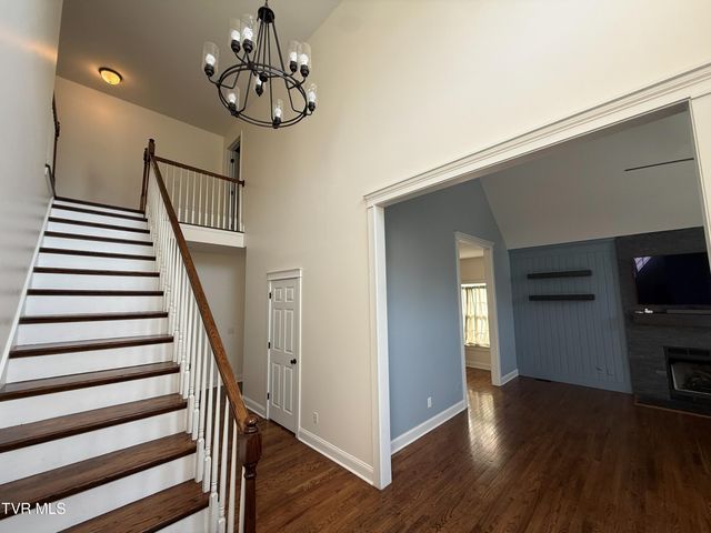 207 Haley Walk, Bristol, TN 37620