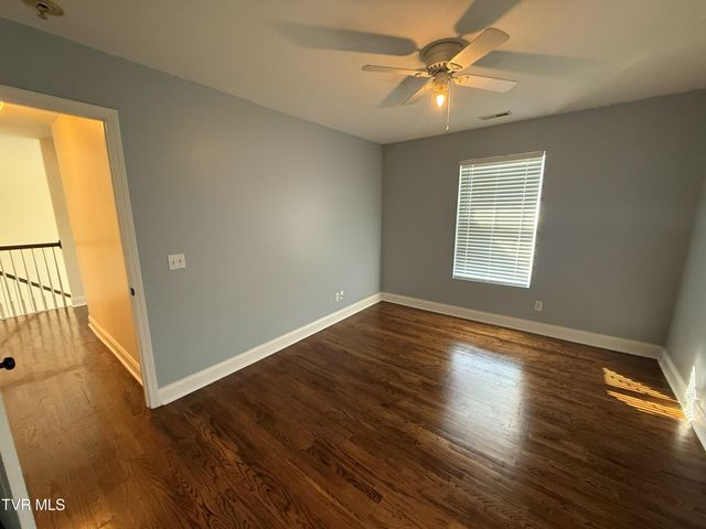 207 Haley Walk, Bristol, TN 37620
