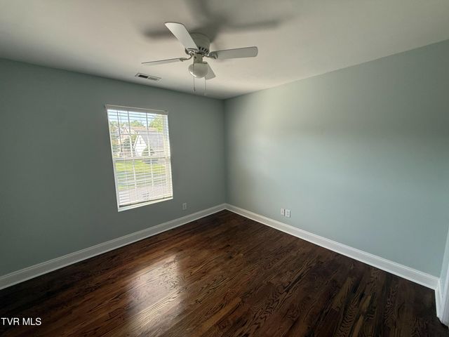 207 Haley Walk, Bristol, TN 37620