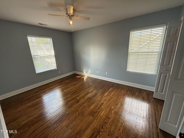 207 Haley Walk, Bristol, TN 37620