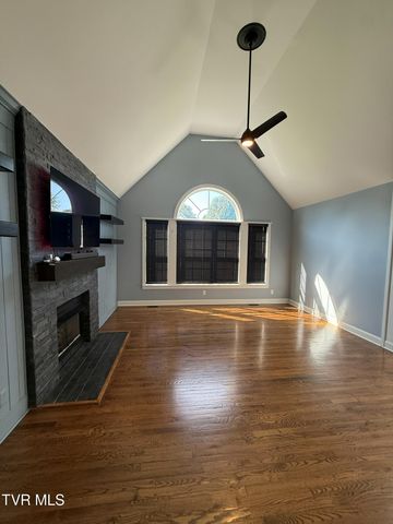 207 Haley Walk, Bristol, TN 37620