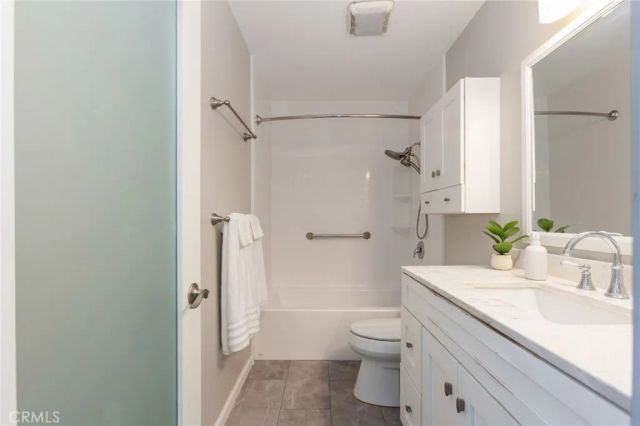 26015 Narbonne Avenue 14, Lomita, CA 90717