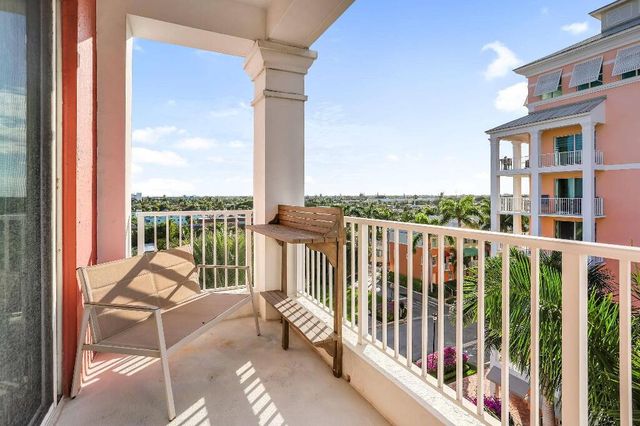 806 E Windward Way 617, Lantana, FL 33462
