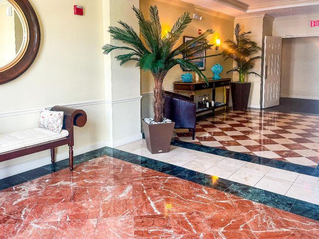806 E Windward Way 617, Lantana, FL 33462
