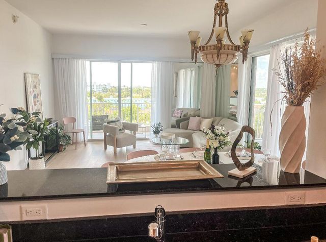 806 E Windward Way 617, Lantana, FL 33462