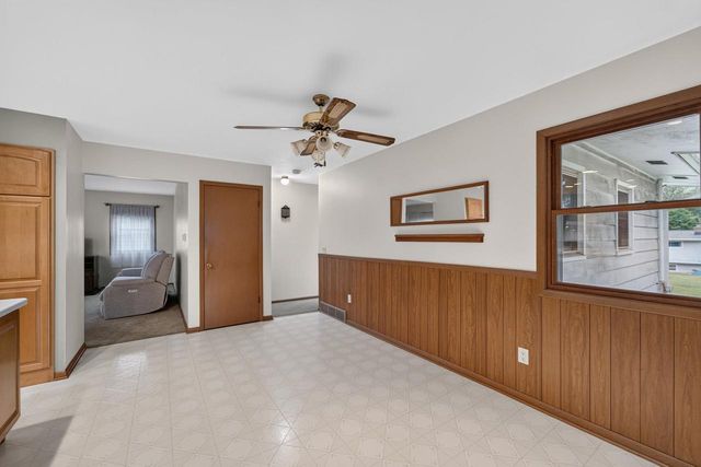 109 Edward Street, Verona, WI 53593
