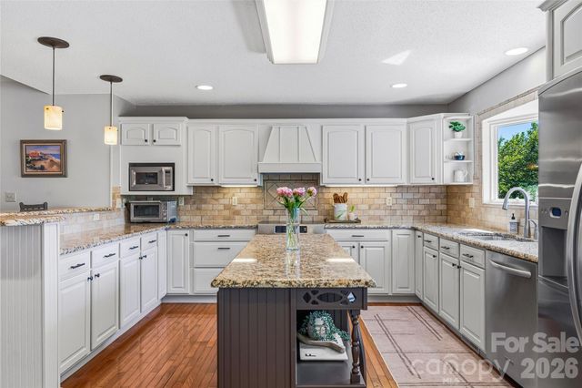 51 White Pine Circle, Fletcher, NC 28732