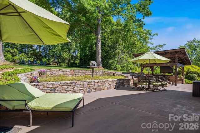 51 White Pine Circle, Fletcher, NC 28732