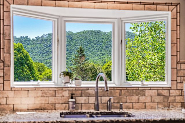 51 White Pine Circle, Fletcher, NC 28732