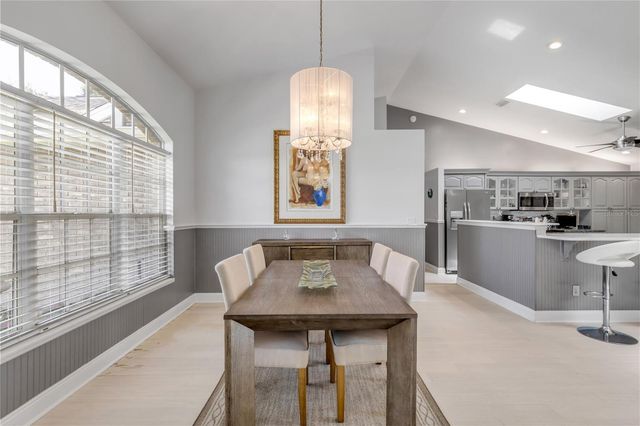 815 E 7TH AVENUE, New Smyrna Beach, FL 32169