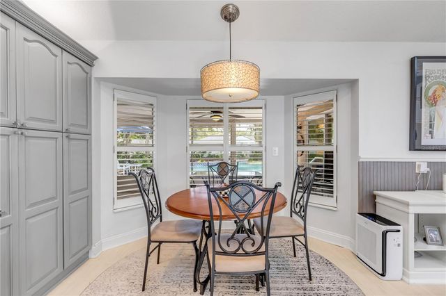 815 E 7TH AVENUE, New Smyrna Beach, FL 32169
