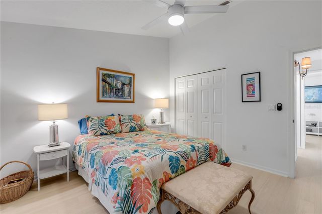 815 E 7TH AVENUE, New Smyrna Beach, FL 32169