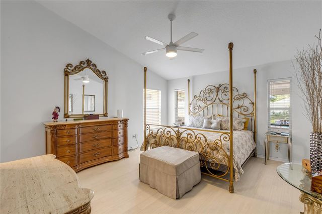 815 E 7TH AVENUE, New Smyrna Beach, FL 32169