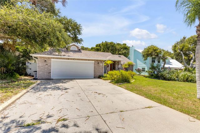 815 E 7TH AVENUE, New Smyrna Beach, FL 32169