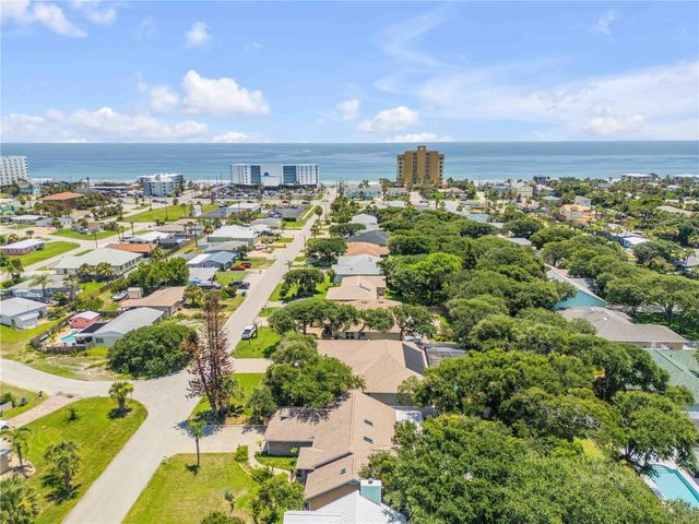 815 E 7TH AVENUE, New Smyrna Beach, FL 32169