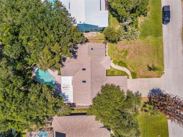 815 E 7TH AVENUE, New Smyrna Beach, FL 32169