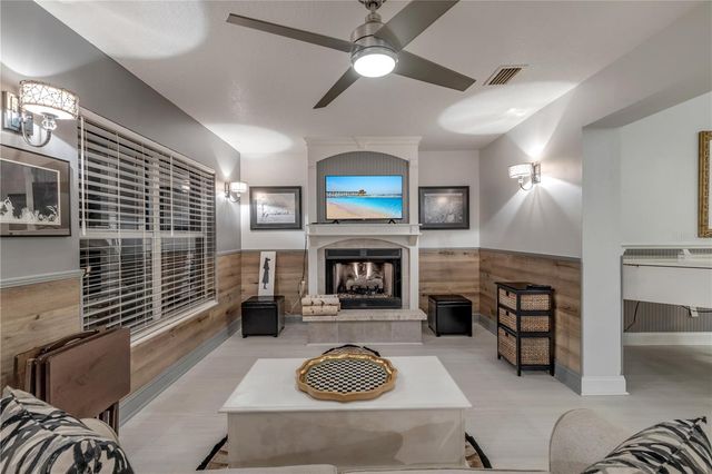 815 E 7TH AVENUE, New Smyrna Beach, FL 32169