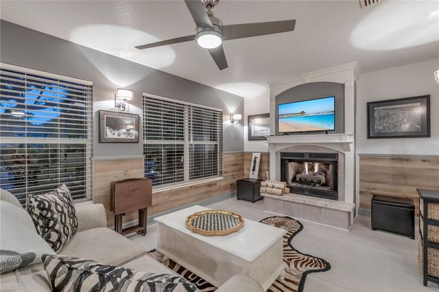 815 E 7TH AVENUE, New Smyrna Beach, FL 32169
