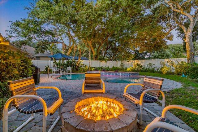 815 E 7TH AVENUE, New Smyrna Beach, FL 32169