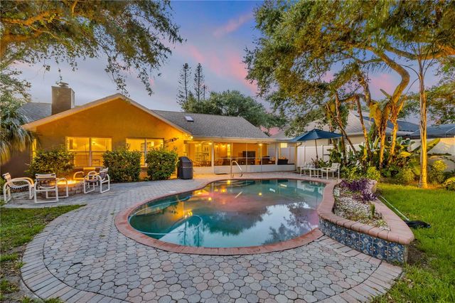 815 E 7TH AVENUE, New Smyrna Beach, FL 32169