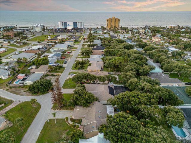 815 E 7TH AVENUE, New Smyrna Beach, FL 32169