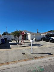 6812 N THATCHER AVENUE, Tampa, FL 33614