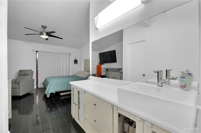 1405 N 15th Street B-16, Mcallen, TX 78501