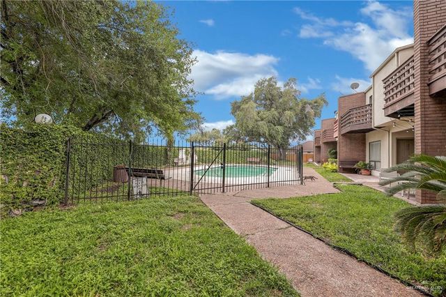 1405 N 15th Street B-16, Mcallen, TX 78501