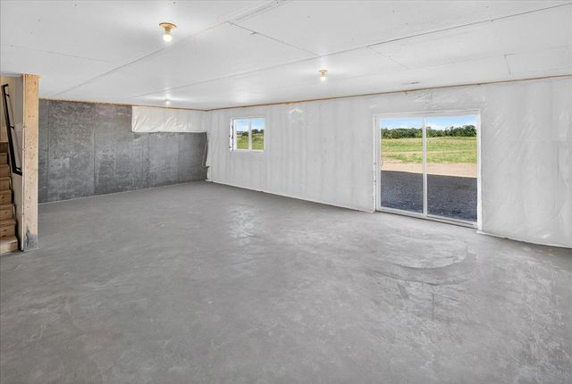1931 Pierce Street SE, Cambridge, MN 55008