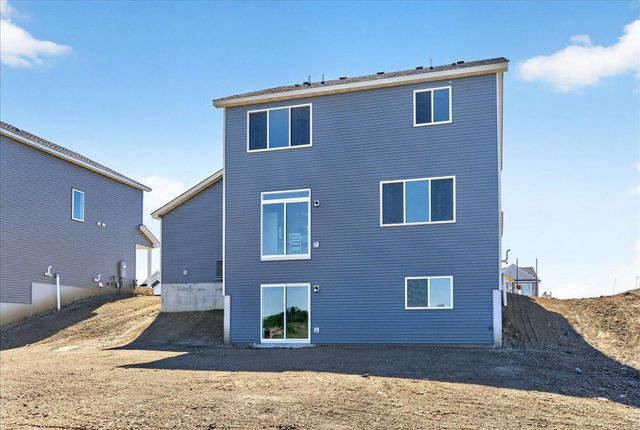 1931 Pierce Street SE, Cambridge, MN 55008