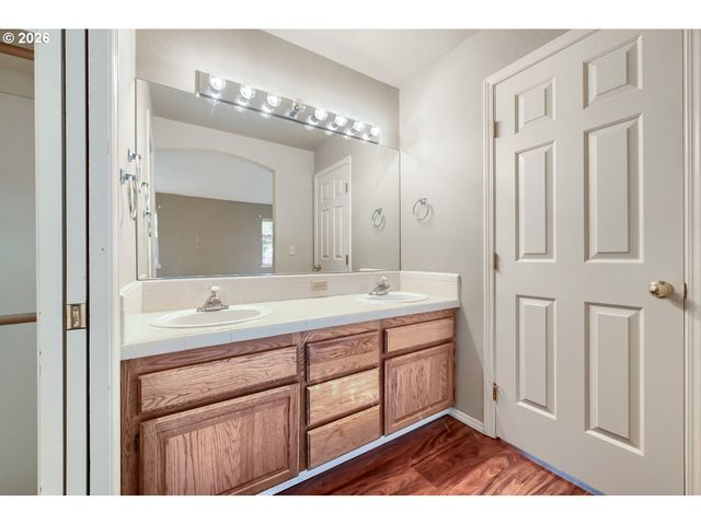 32552 Sw RIVIERA Ln, Wilsonville, OR 97070