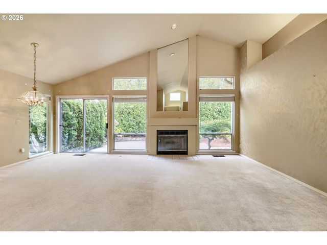 32552 Sw RIVIERA Ln, Wilsonville, OR 97070