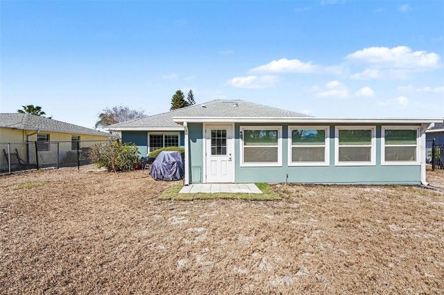 312 THORN HILL PLACE, Sun City Center, FL 33573