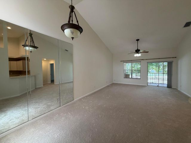 302 Muirfield Court, Jupiter, FL 33458