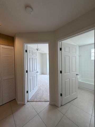 302 Muirfield Court, Jupiter, FL 33458