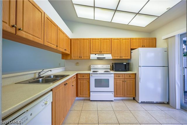 4230 Jack Frost CT 4402, Naples, FL 34112