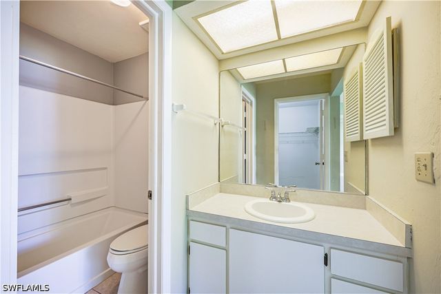 4230 Jack Frost CT 4402, Naples, FL 34112
