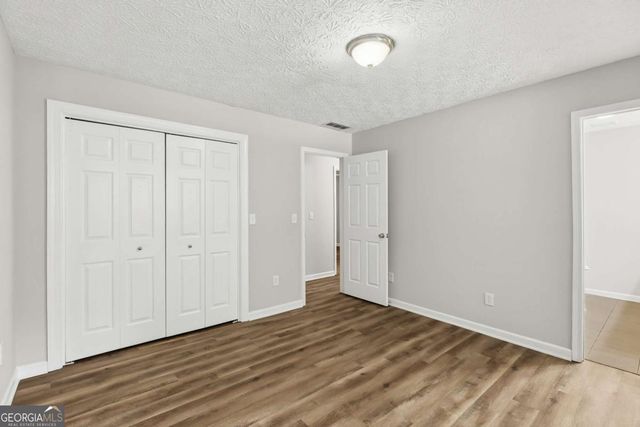 3733 Memorial Parkway NW, Kennesaw, GA 30152