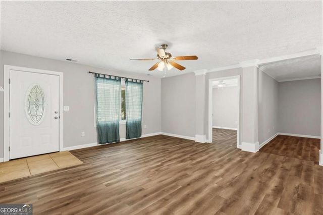 3733 Memorial Parkway NW, Kennesaw, GA 30152