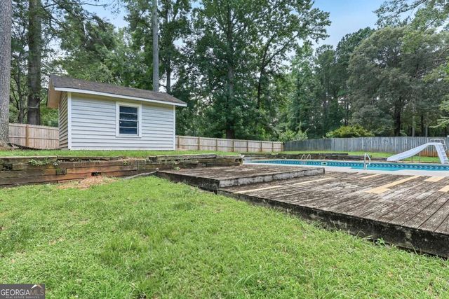 3733 Memorial Parkway NW, Kennesaw, GA 30152