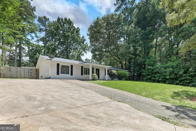 3733 Memorial Parkway NW, Kennesaw, GA 30152